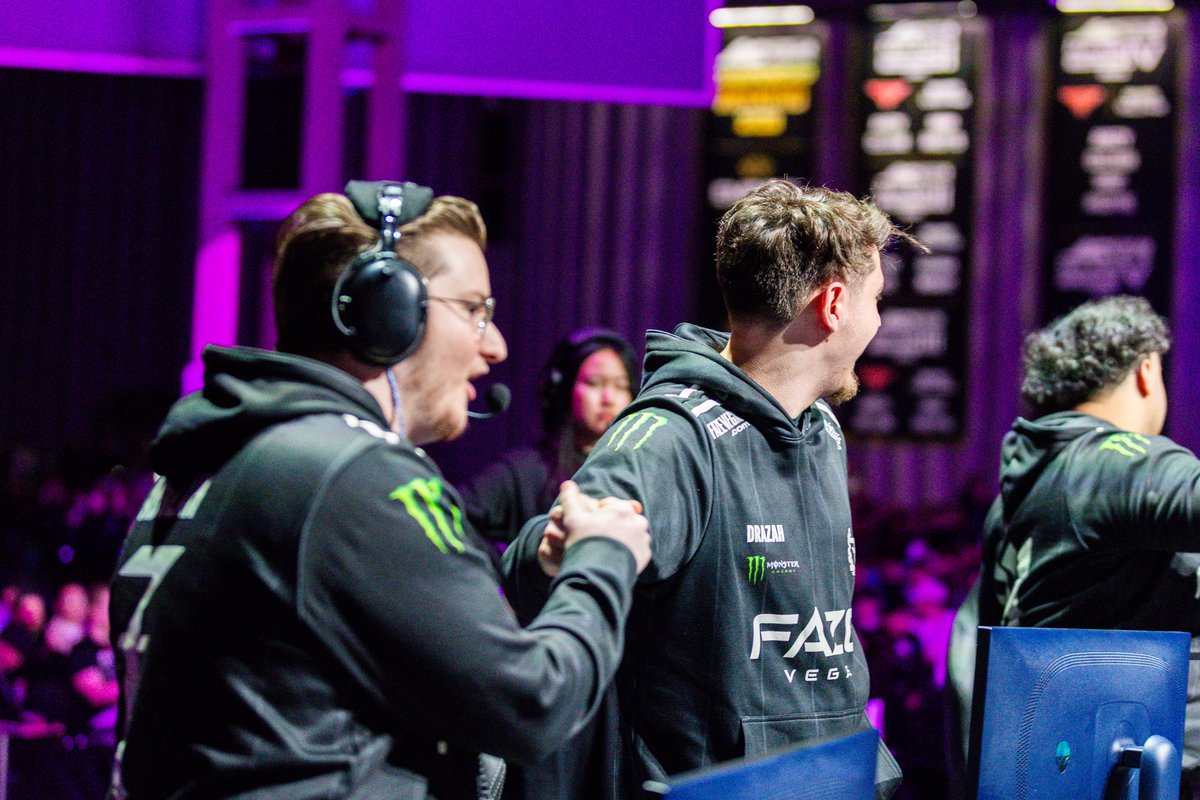 FaZe Vegas tweet media