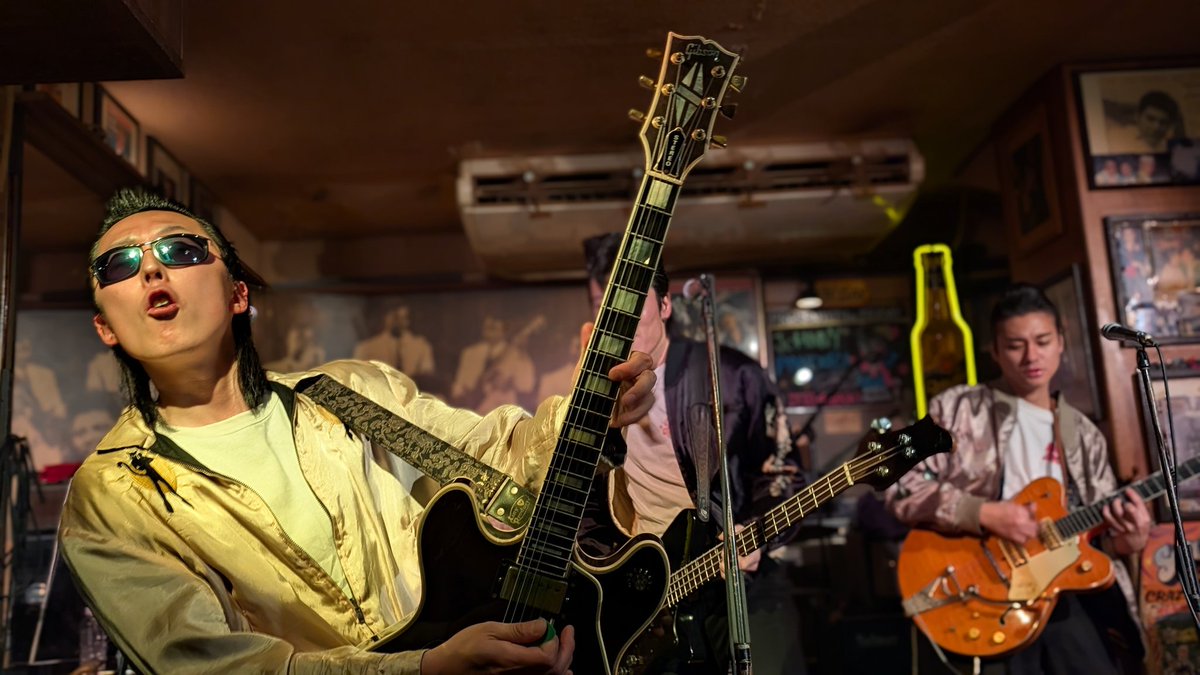 reona8517's tweet image. ギターはRYU🎸
#JOHNNYPANDORA