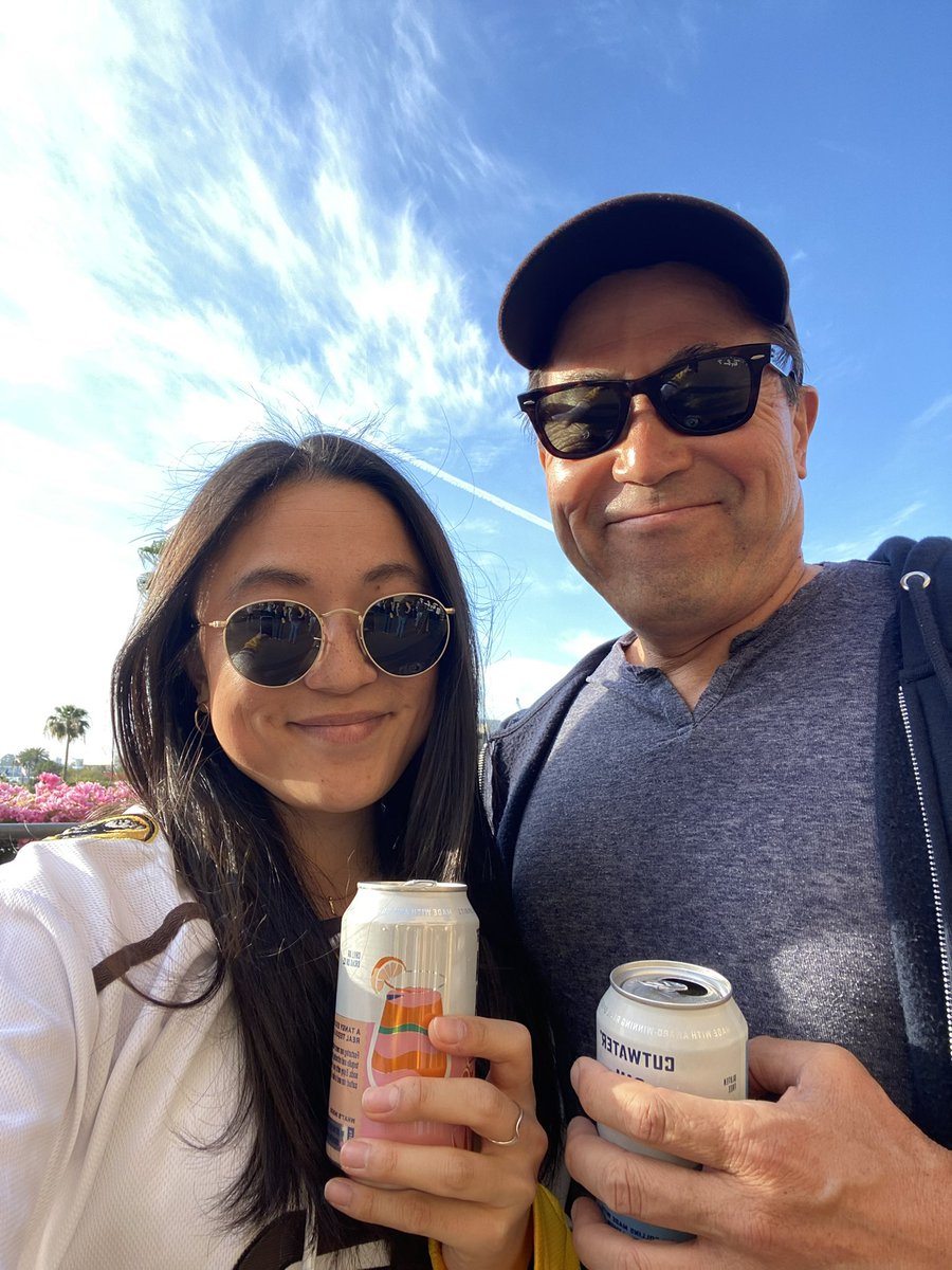 gettingchippy's tweet photo. @Padres Tony Gwynn opening day members happy hour! 🤎💛⚾️🤩 #openingday #forthefaithful https://t.co/WgBlMda85Y