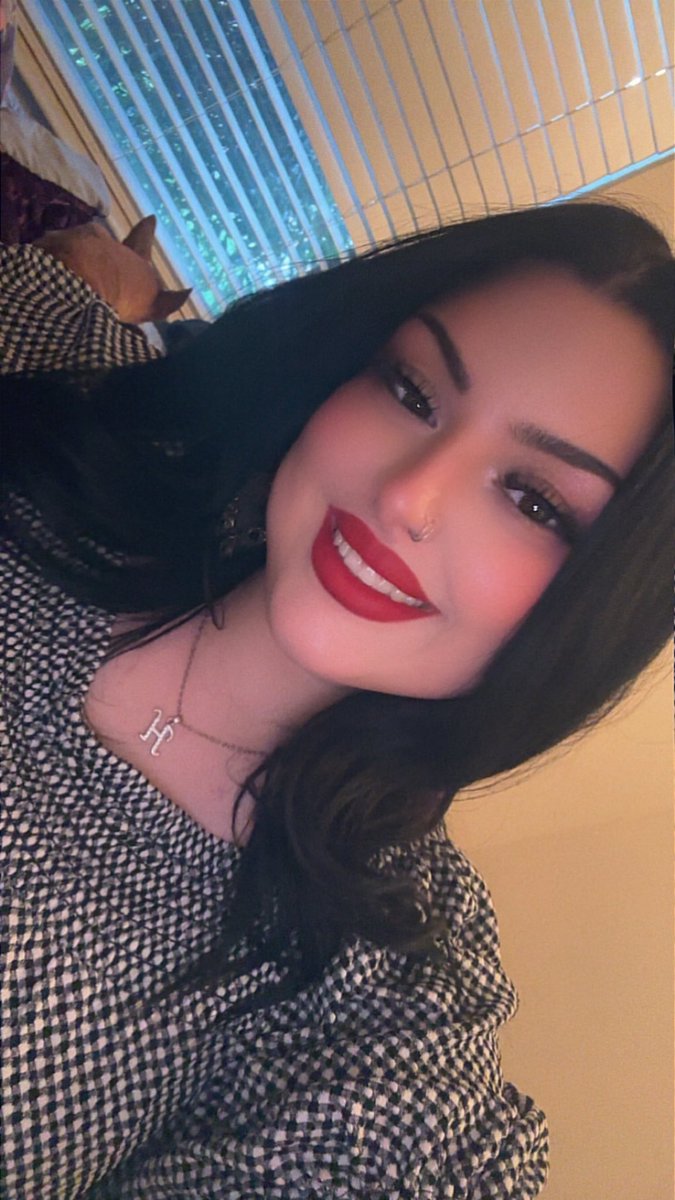 illumitadi's tweet photo. 💋♥️ https://t.co/6pwN1uWxHX