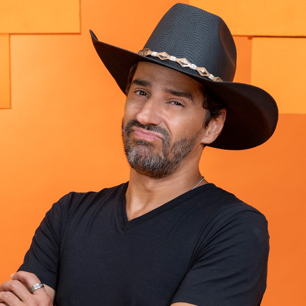 Central Reality tweet media