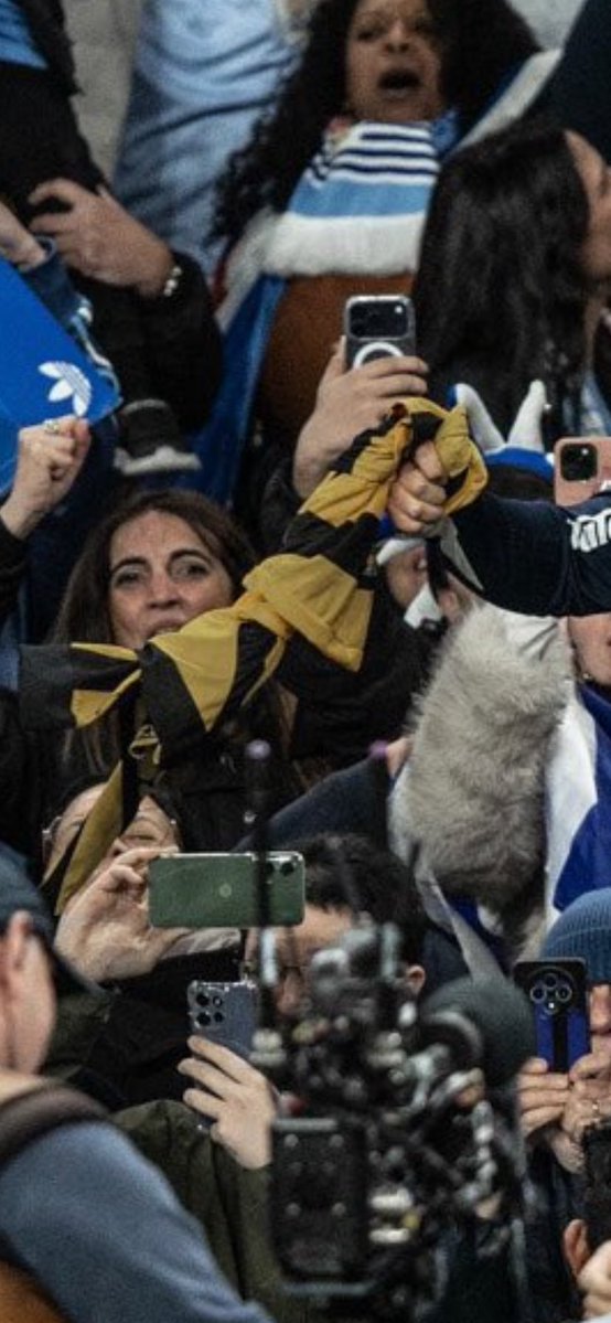 PEÑAROL TE COJE tweet media