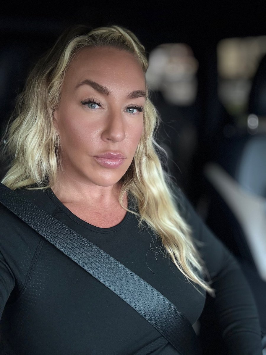 Michelle Boss EXOTICCA CHI 4/9-4/12 DM ME COLLAB tweet media