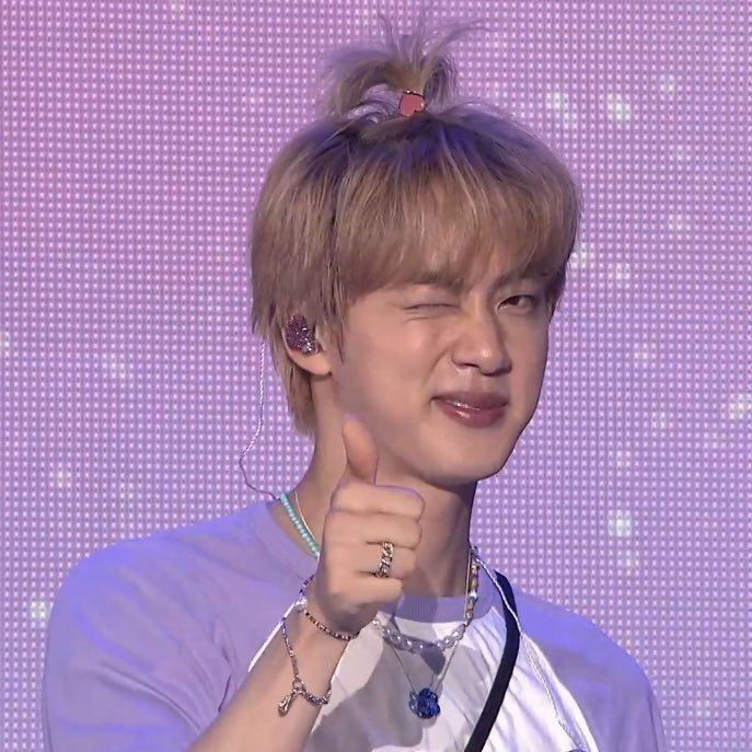 yoongi's wife, 𝐥𝐚𝐥𝐢⁷⚢🐾 tweet media