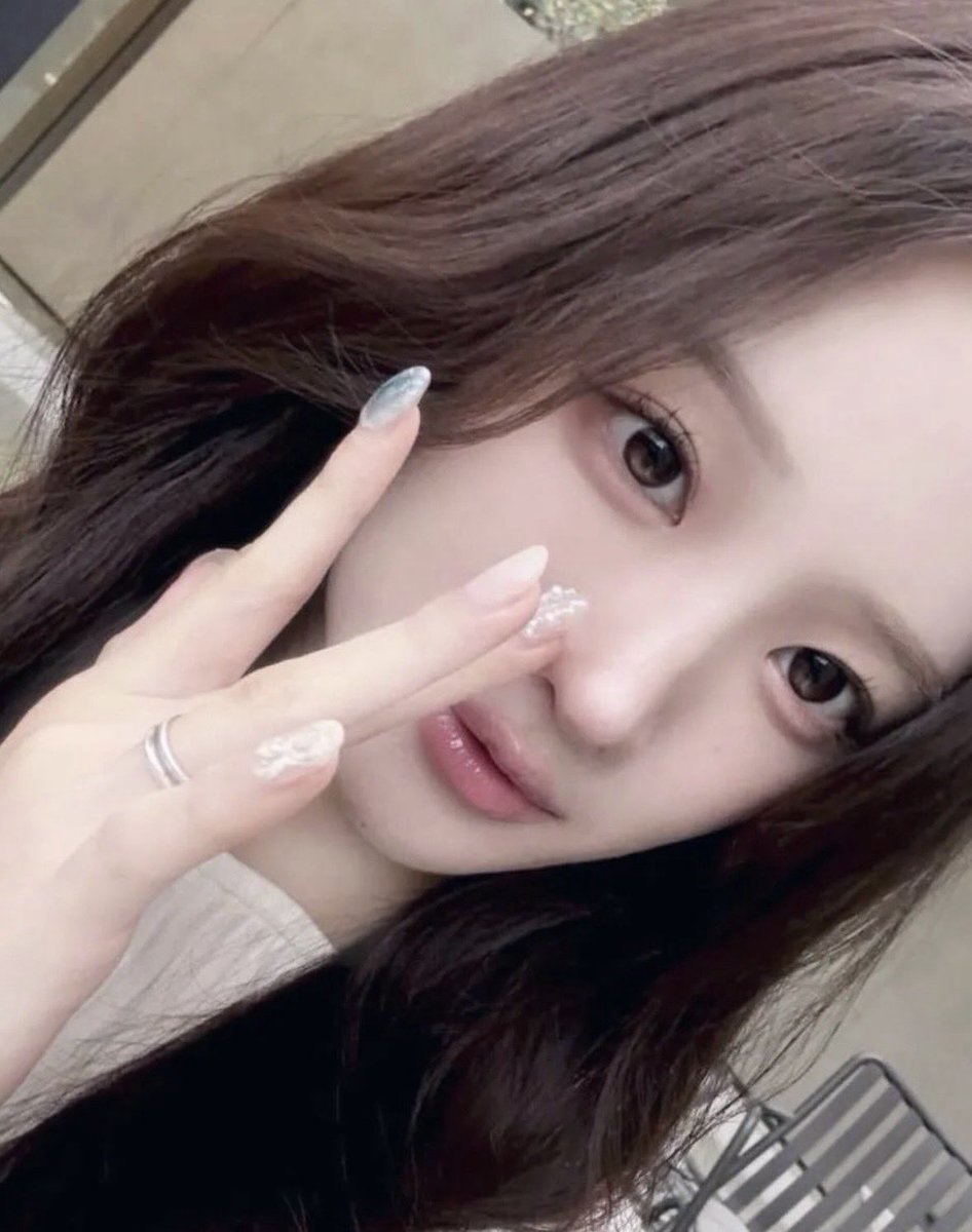 𝕙𝕚𝕤𝕒🐇🫧 tweet media