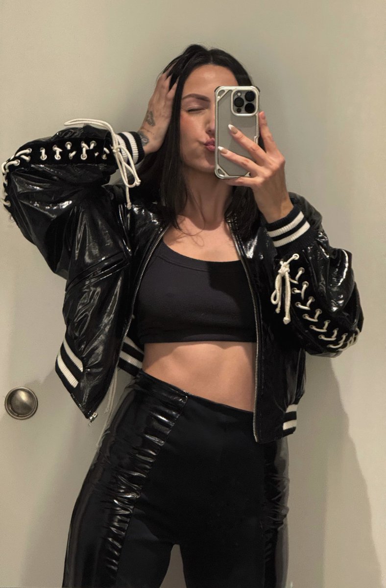 Chelsea Mick 🦋 tweet media