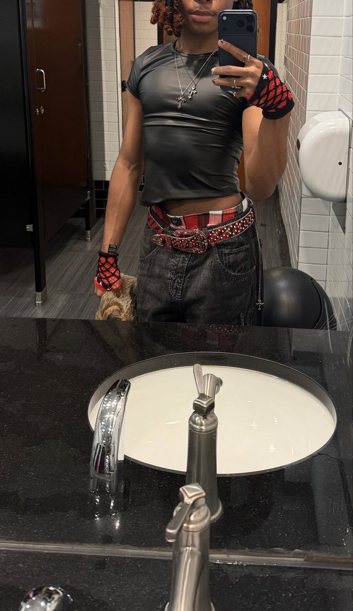 BODY HIGH!! ☆𝓐𝓷𝓰𝓮𝓵𝓲𝓬☆. tweet media