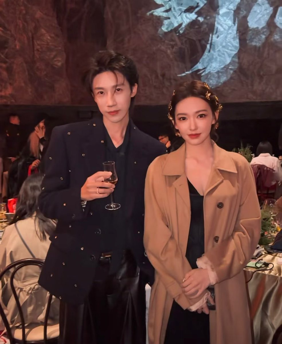 尤金Eugene xhs update with #ChengXiao 

#성소 
#程潇