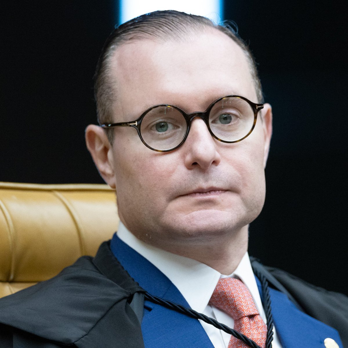 République tweet media