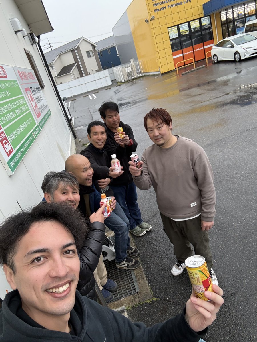 ryotusue's tweet photo. 琵琶湖2日間チャレンジ、、、
1日、1匹、誰かが、の釣果でした😭!! https://t.co/g6JmeSVZPc