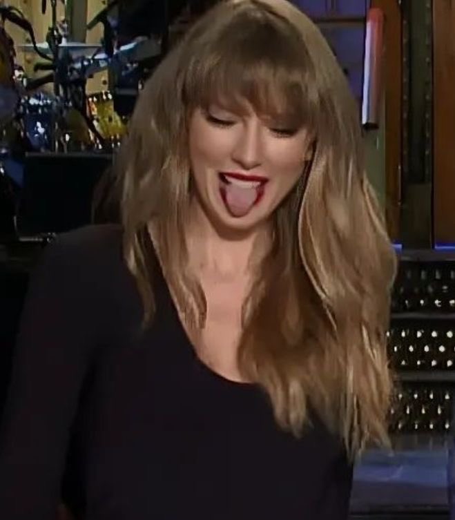 ghostlybabe_'s tweet photo. Everyone mad that Taylor is artist of the year and won seven awards. 

Stay mad! https://t.co/mN39jOd3qo