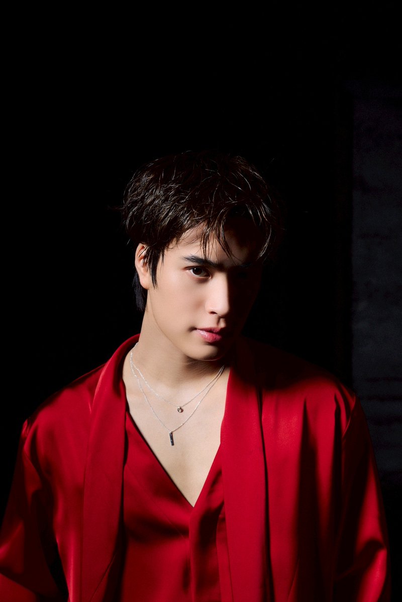 Hello Asian tweet media