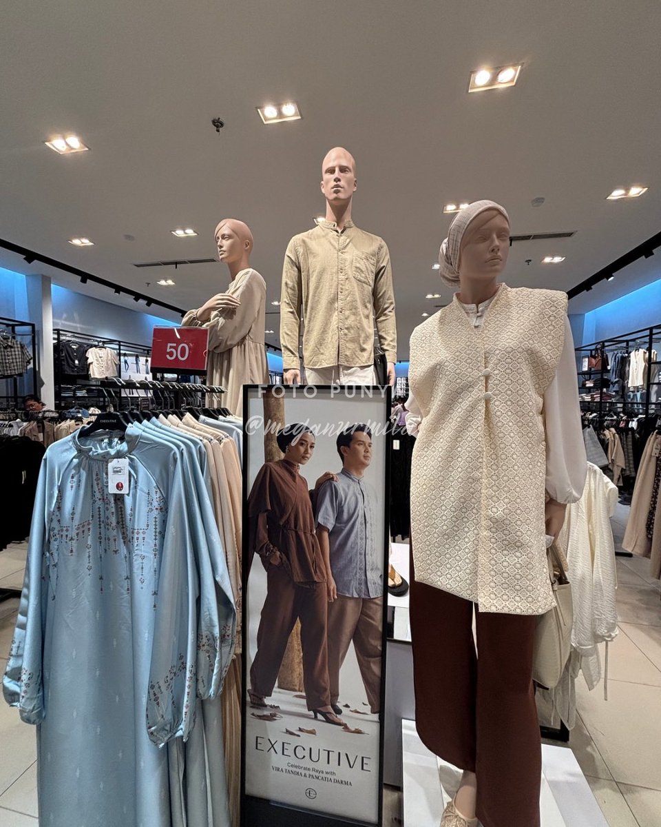 megantropuzz's tweet photo. Mau nangis Executive diskon 70% 😭 beli
kemeja dari 200rb jadi cuma 60rban bahan udh 100% katun👌￼ https://t.co/yVmKHxZjIX