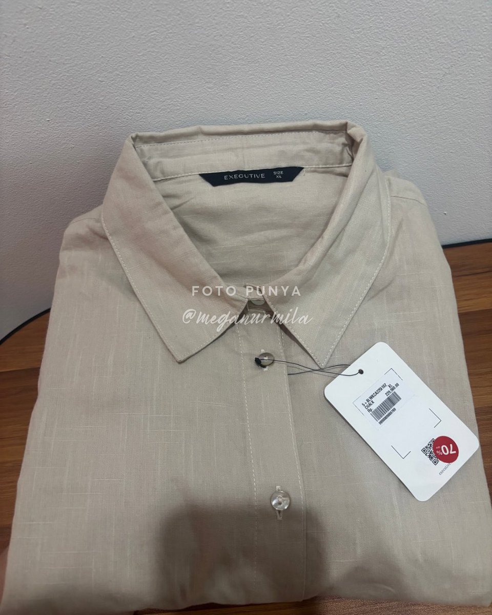 megantropuzz's tweet photo. Mau nangis Executive diskon 70% 😭 beli
kemeja dari 200rb jadi cuma 60rban bahan udh 100% katun👌￼ https://t.co/yVmKHxZjIX