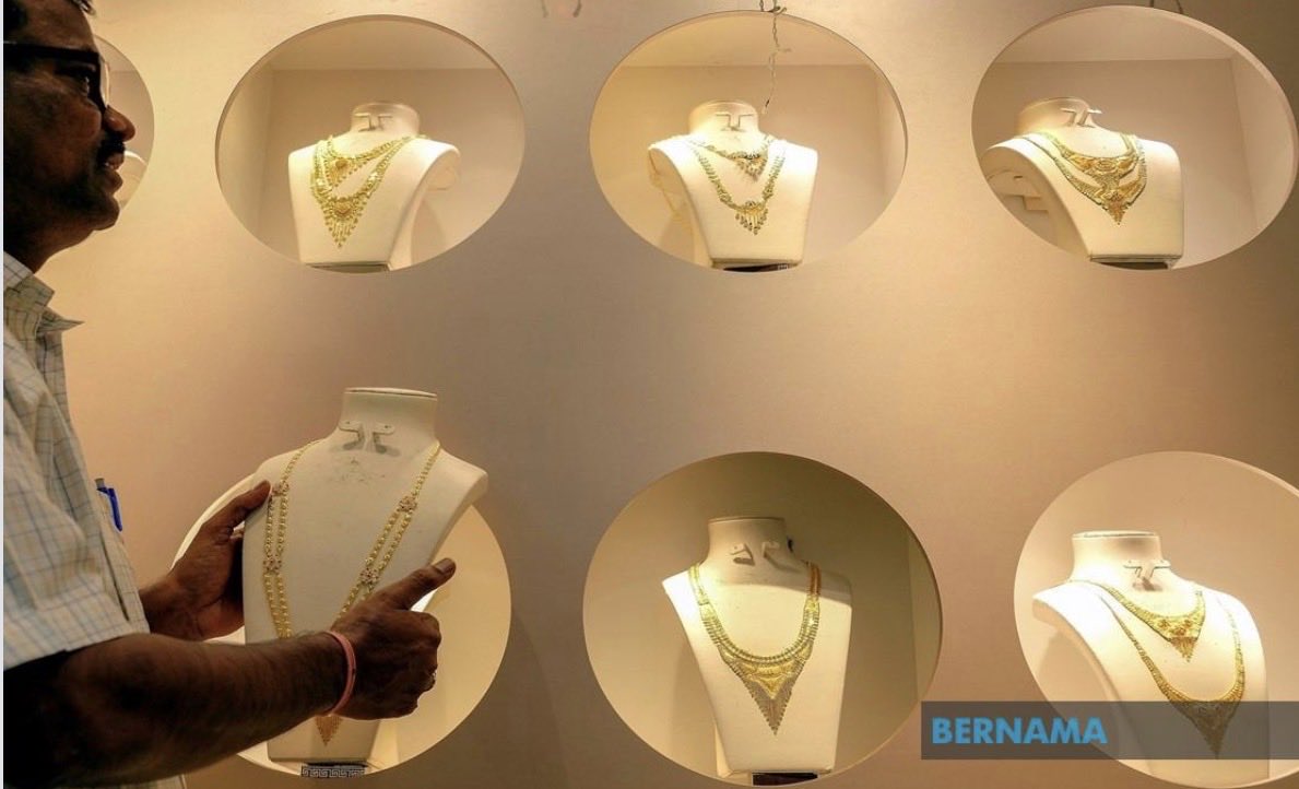 pathfnder's tweet photo. Gold Futures To Trade US$4,300-US$4,500 Next Week Amid West Asia Tensions 

#BernamaBiz #Gold
https://t.co/XjnqkFzPkR https://t.co/d75I0oZLb8