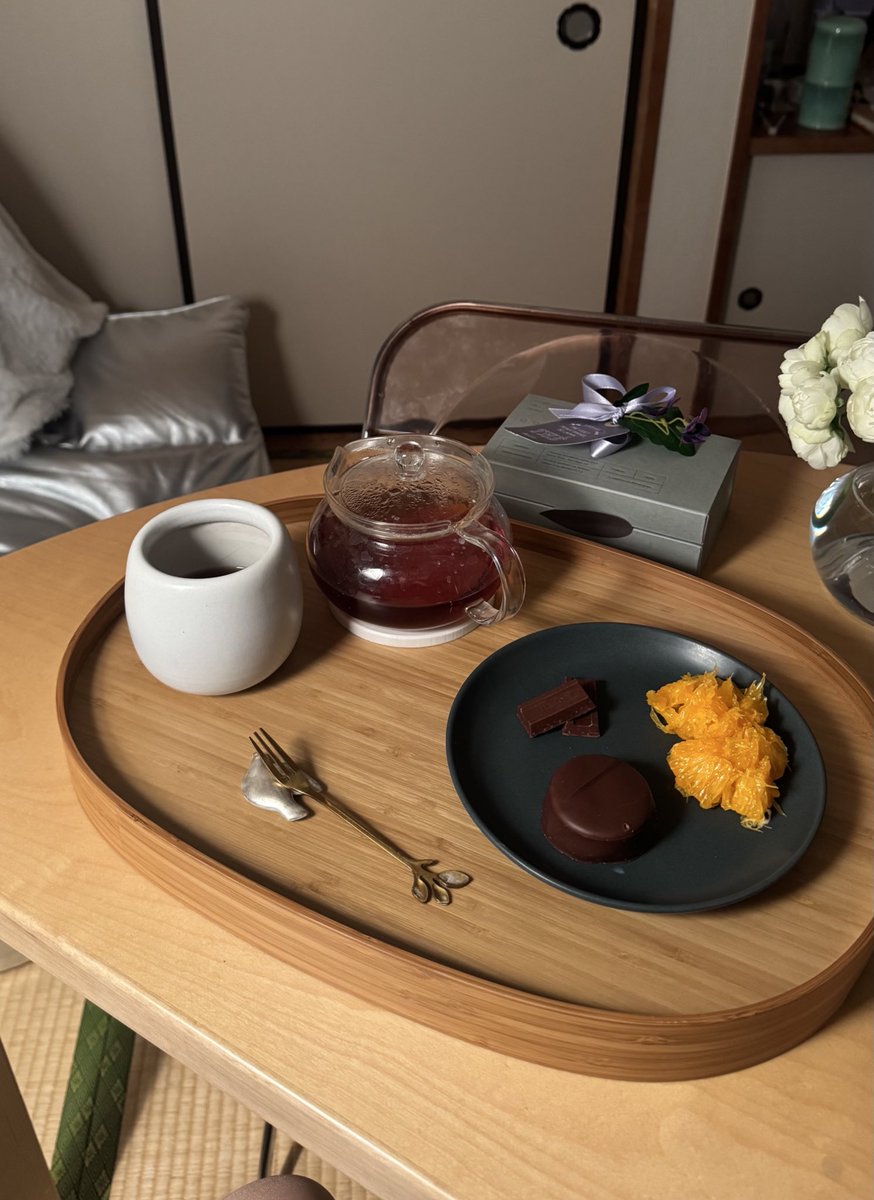 初音 / エッセイ『弱いままで強く生きたい』 tweet media