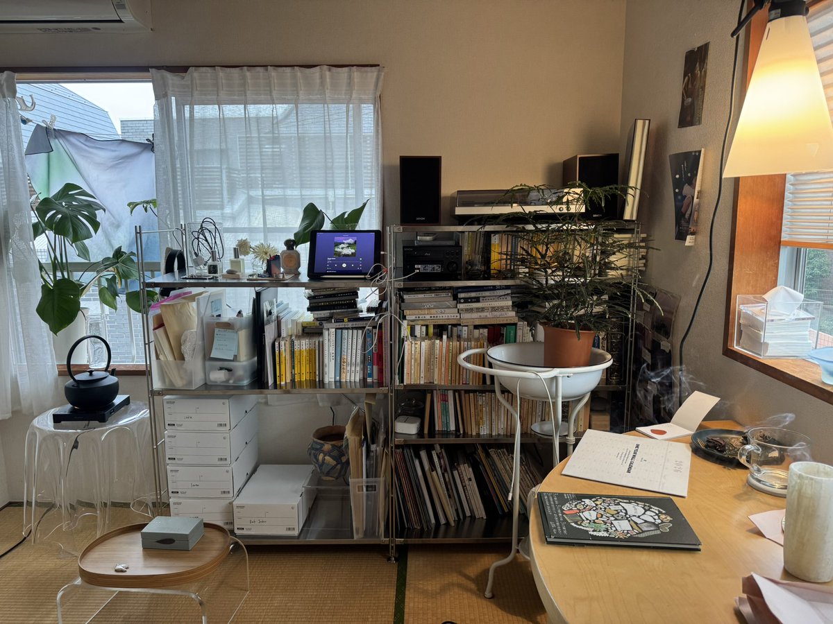 初音 / エッセイ『弱いままで強く生きたい』 tweet media