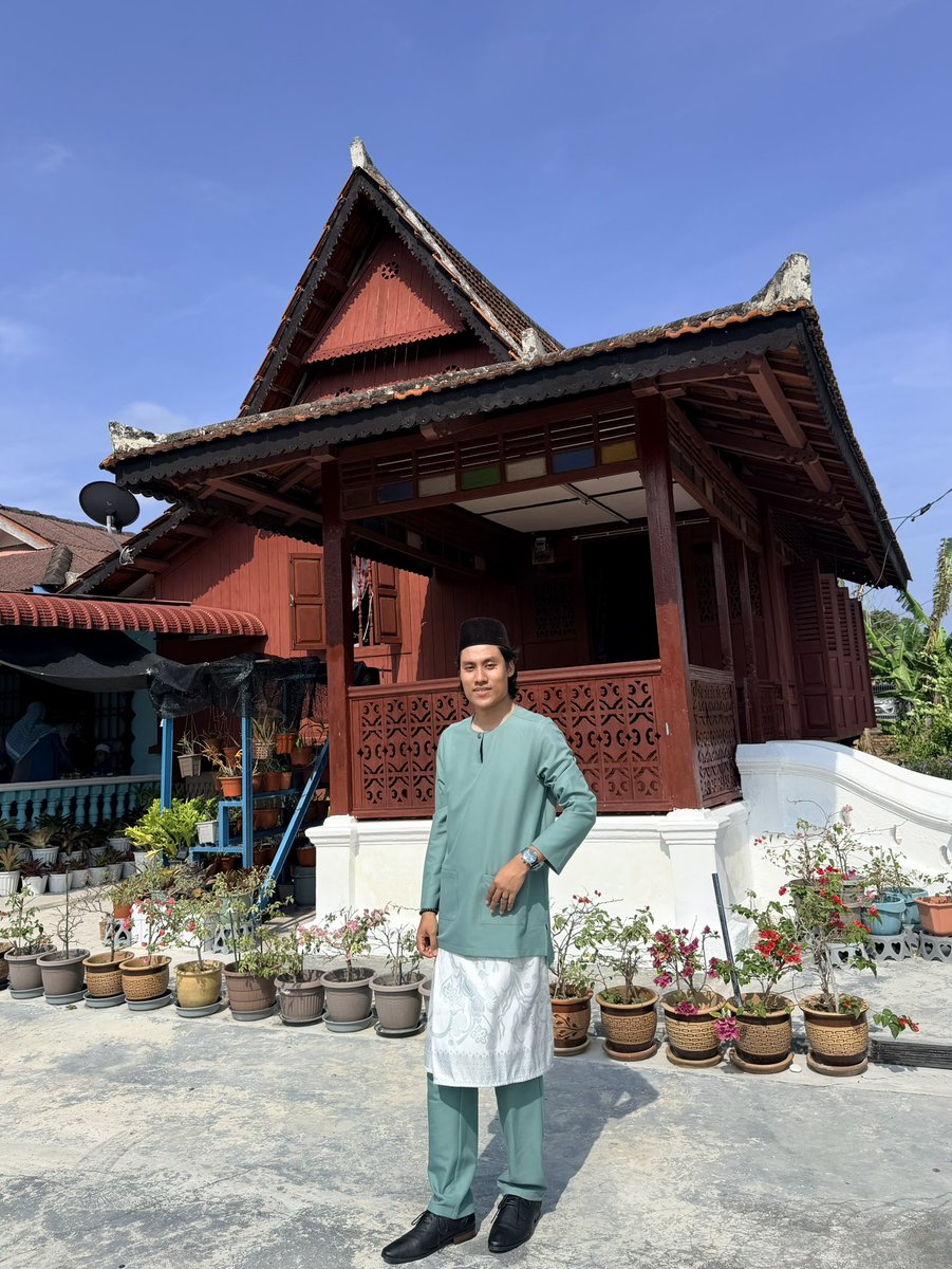 anasdamian's tweet photo. Syawal Pertama 2026 #raya https://t.co/9Rk04Ks5Fn