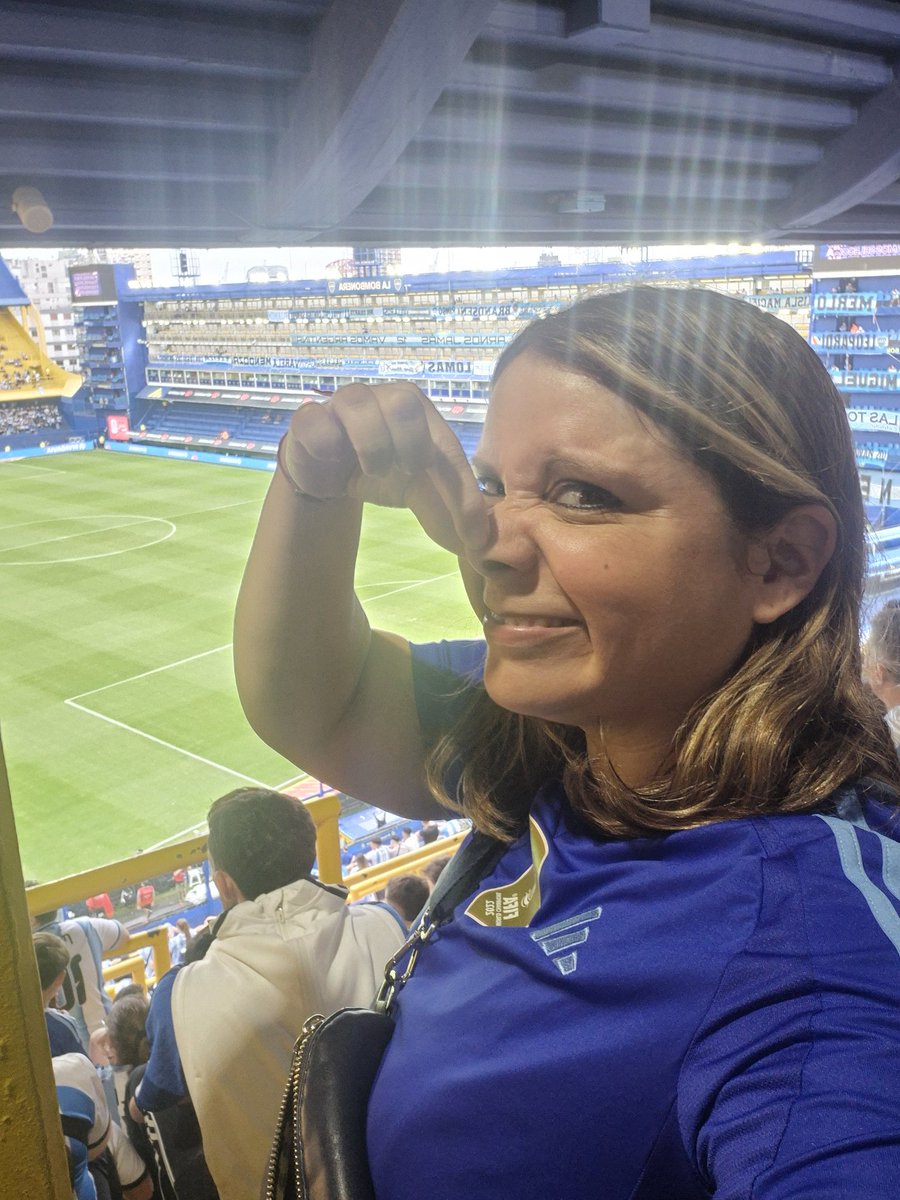 Mane Montiel + 1m2 tweet media