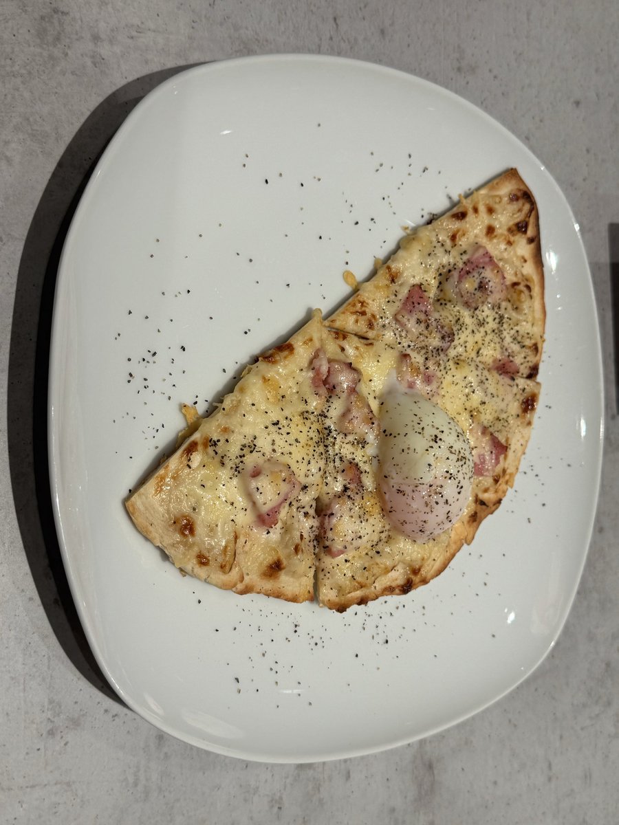 まるこめ tweet media