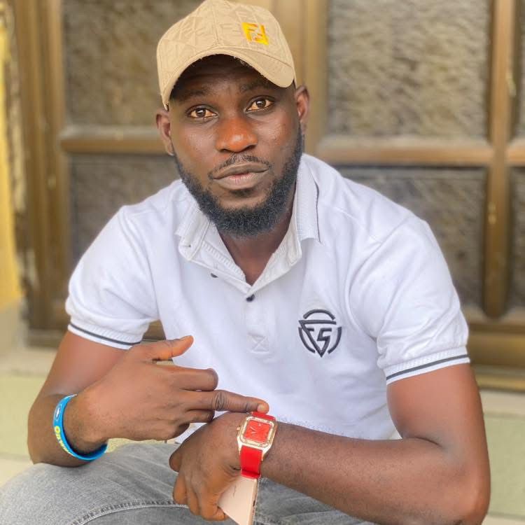 ashantijerry206's tweet photo. Part 2 wicked people in this Nigeria 
World wide kitorist
Keep saving their pictures 
They are all social app https://t.co/ClY0bA9LAv