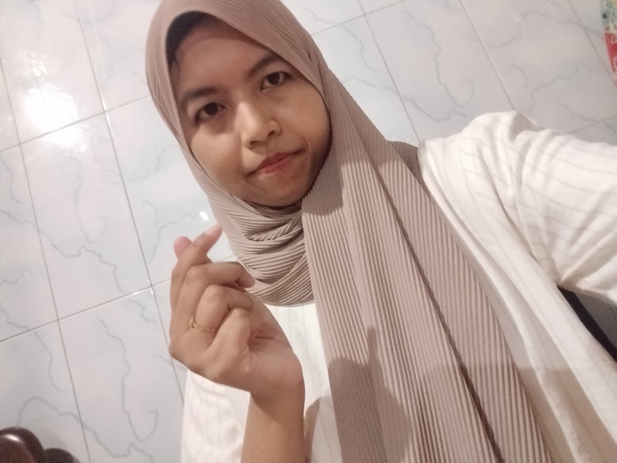 Putri octavia【EONITES】 tweet media