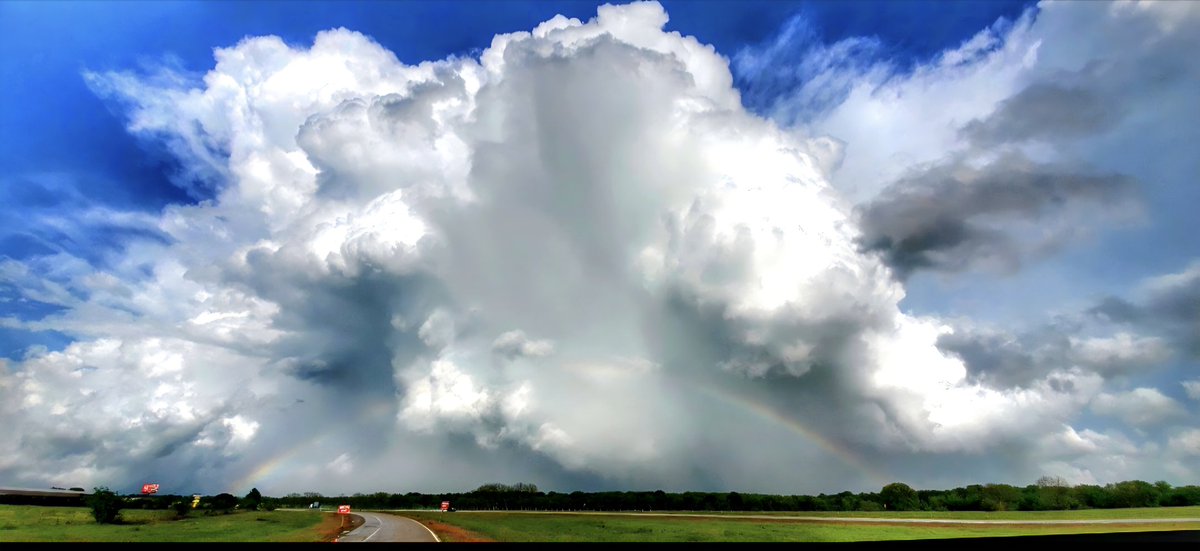 nmjameswilson's tweet image. LP with confirmed tornado in photo 🧐
#Oklahoma #Kansas #wxtwitter