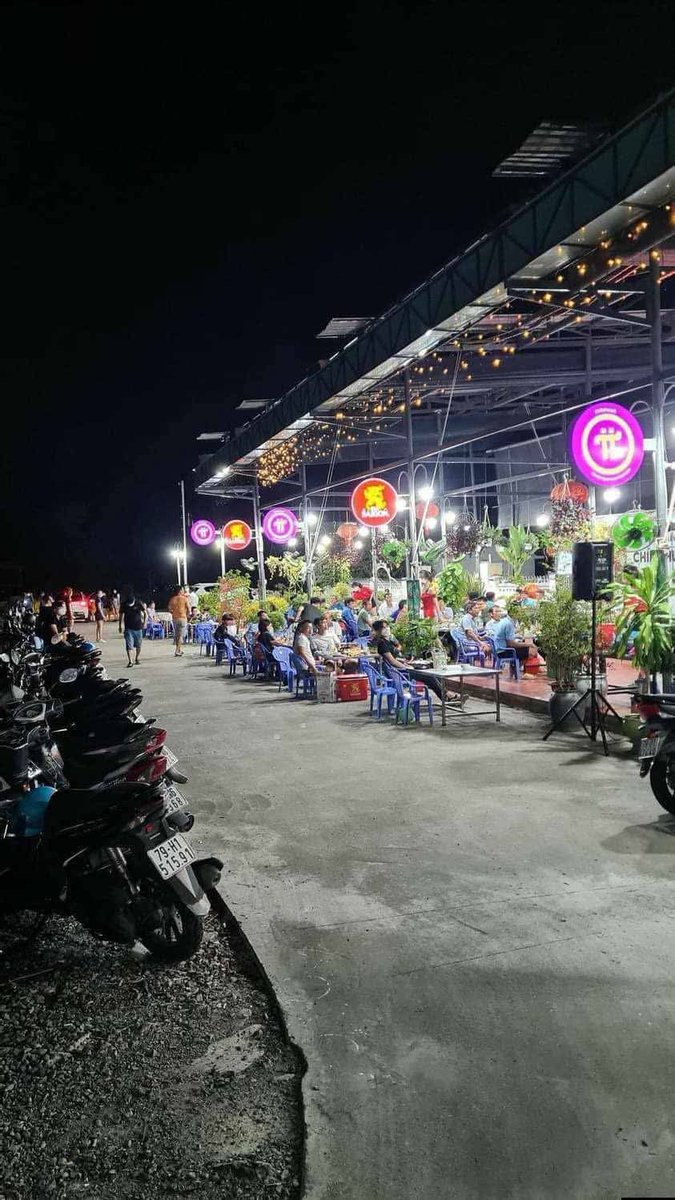 Trend Setter tweet media