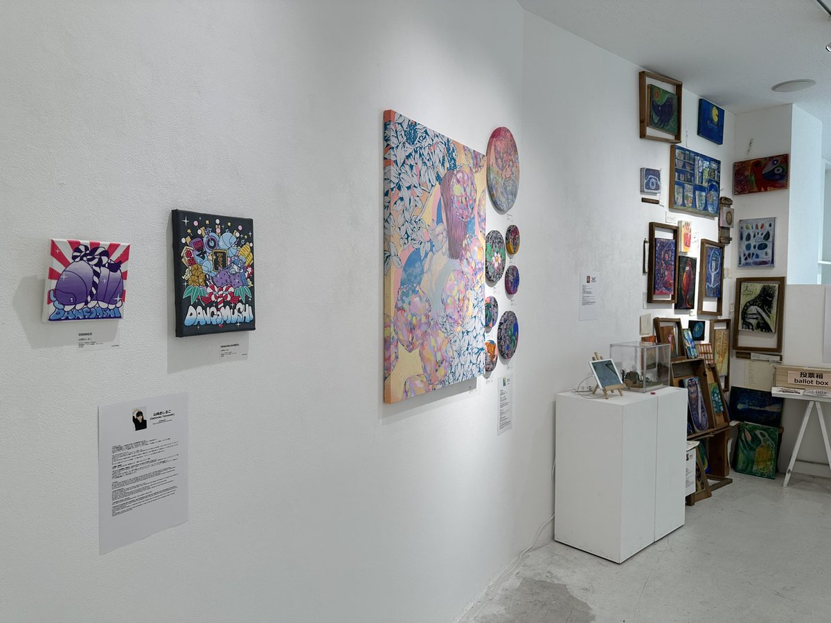 LAUGH & PEACE ART GALLERY tweet media