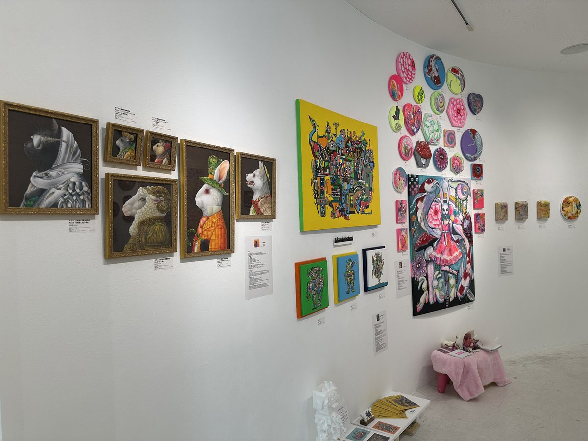 LAUGH & PEACE ART GALLERY tweet media