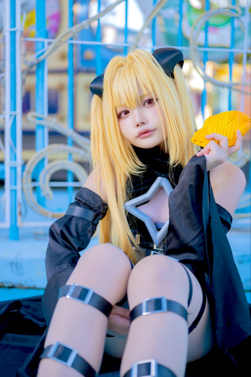 月城りあ tweet media