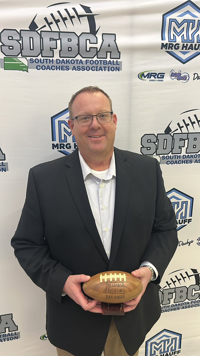 SoDak Football Coaches Association tweet media