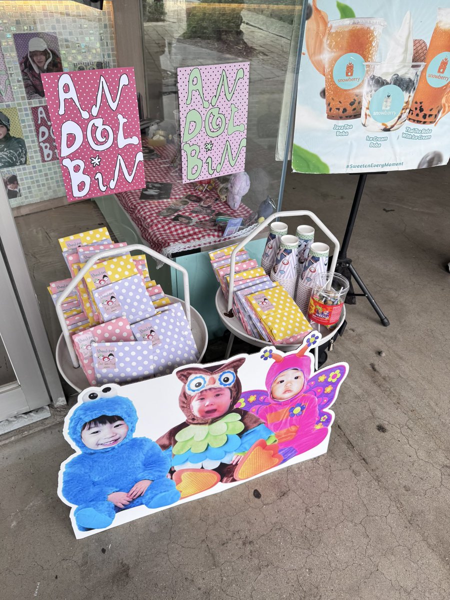 MARCH POP 🗯️ tweet media