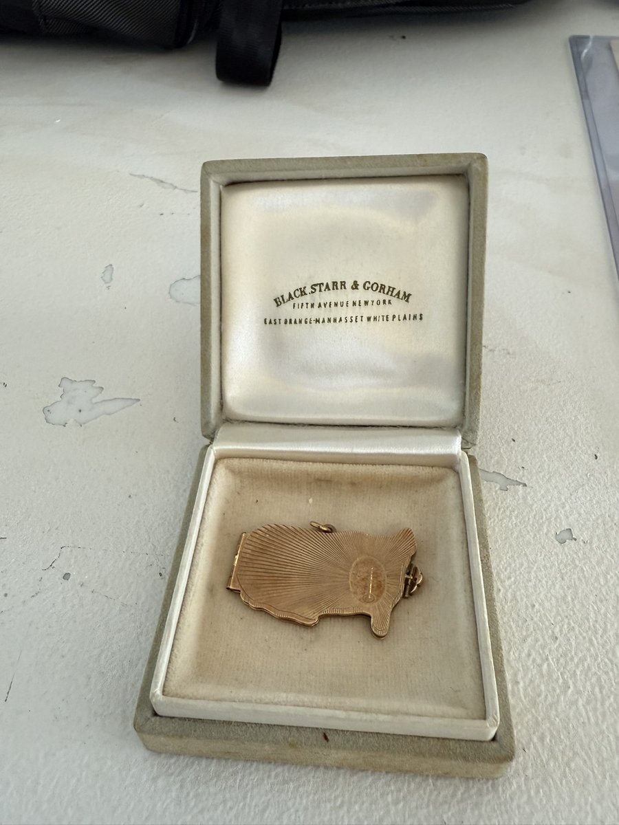 Leila Dunbar tweet media