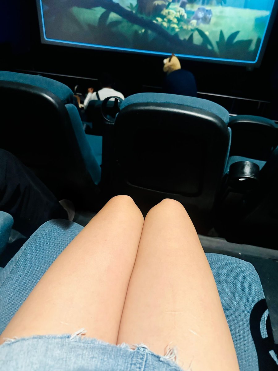 larisaluxx tweet media