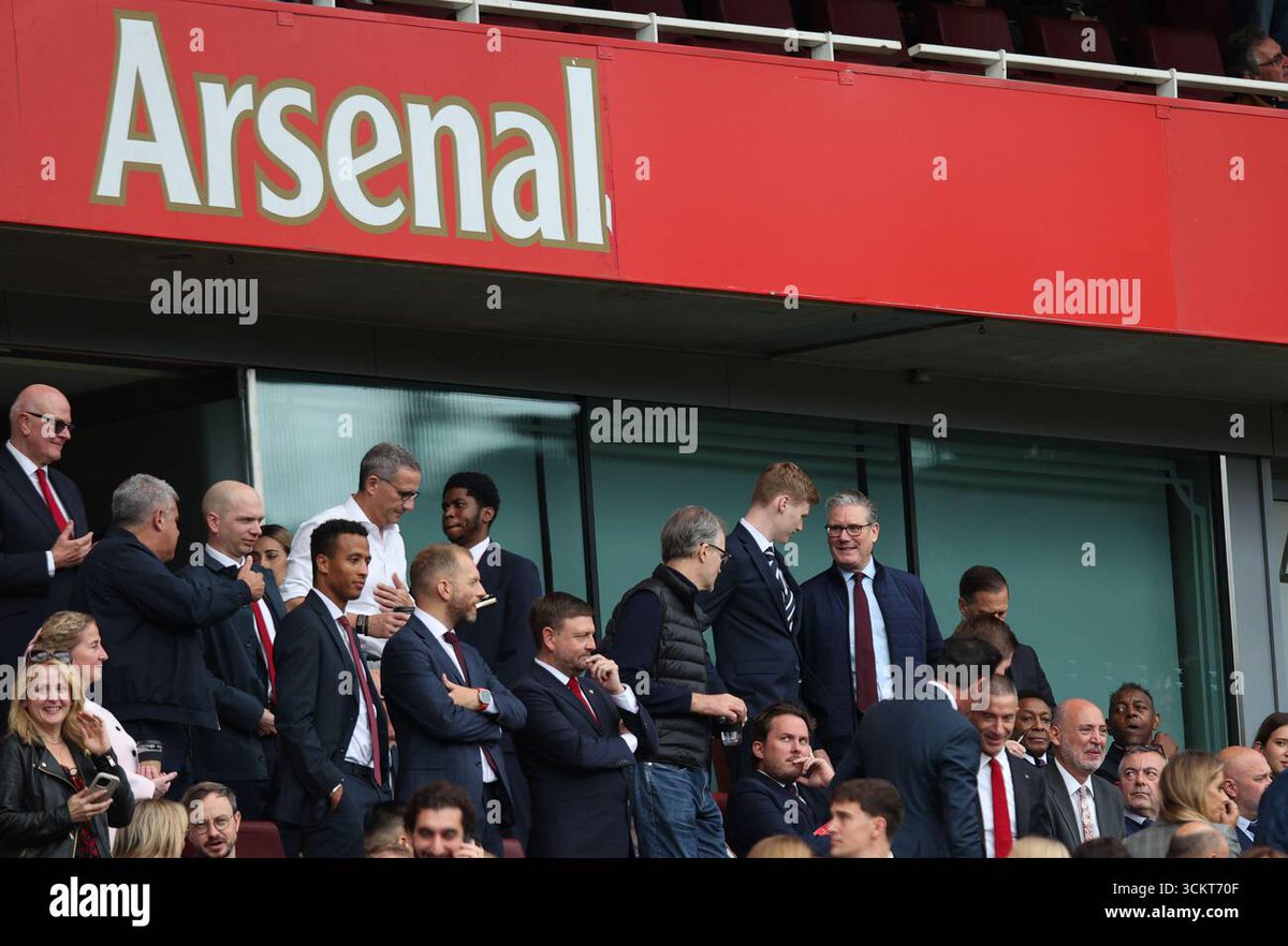 blokeinawig's tweet photo. @RedAndWhite2017 I hope you won't be welcoming a free loading @Keir_Starmer when @SunderlandAFC host @Arsenal next season 🤔
#LevelPlayingField https://t.co/DcG692jFBN