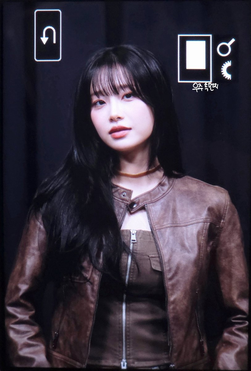 우주속먼지 tweet media