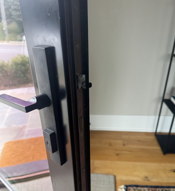 LocksDoors's tweet photo. Door not latching properly? It could be alignment. We repaired a multipoint lock in Bethesda, MD. Click here to read more: https://t.co/UMX3jNWqIe
Call MacArthur Locks & Doors today at (202) 760-4589.
#Locksmith #LockRepair #BethesdaMD #HomeSecurity https://t.co/OA1YsFsbpy