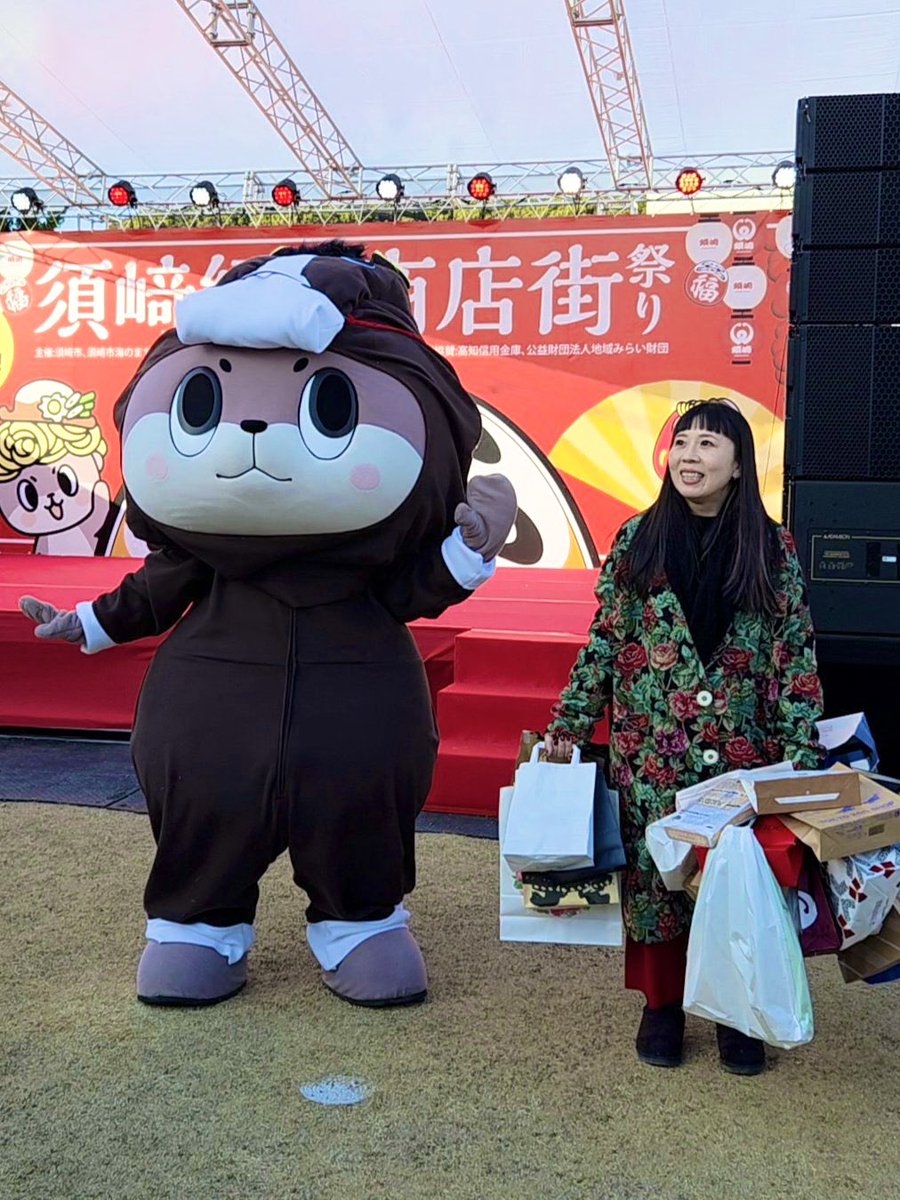 Charagp2026's tweet photo. エントリー開始まであと9日！

本日は実行委員 大城からのメッセージです！
ご当地キャラを通じて地域活性化を実現してきた経験をもとに、このグランプリに込めた想いをお届けします！
https://t.co/VRu4moFRyr https://t.co/3la94VbJXd