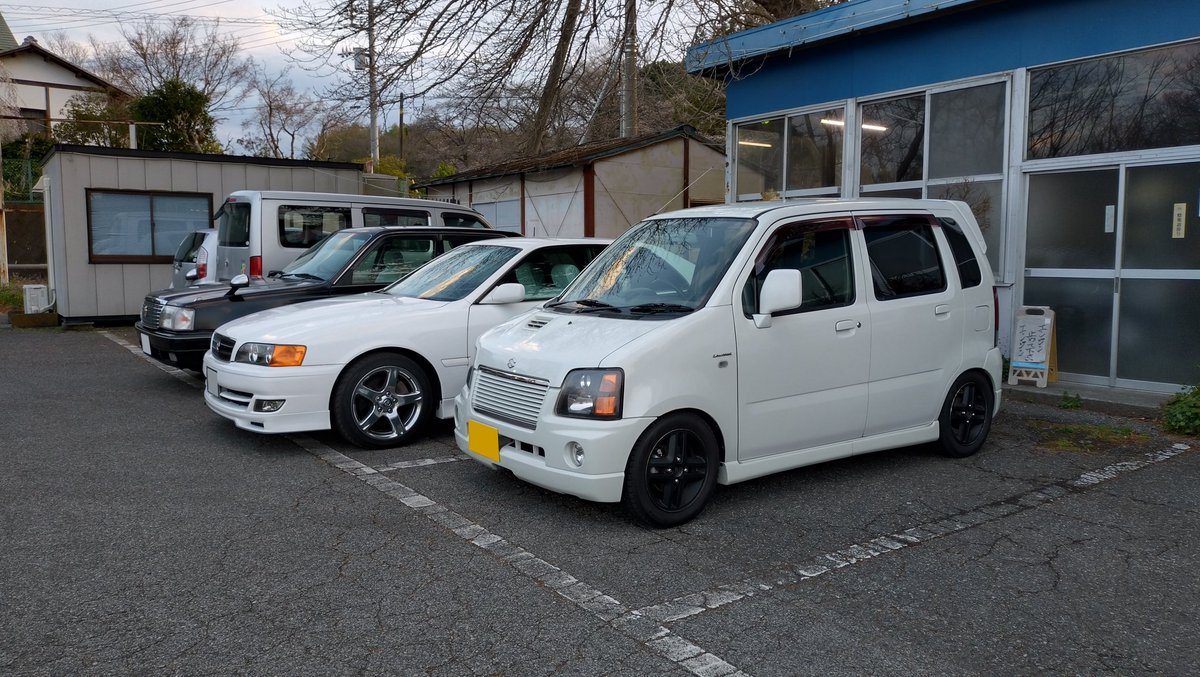 チャンピオン シロナ tweet media