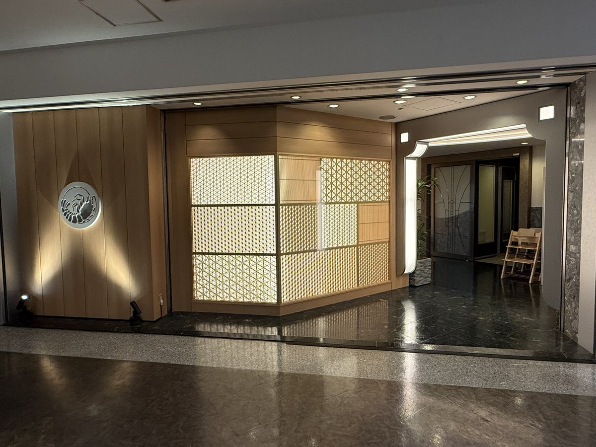 ありこ tweet media