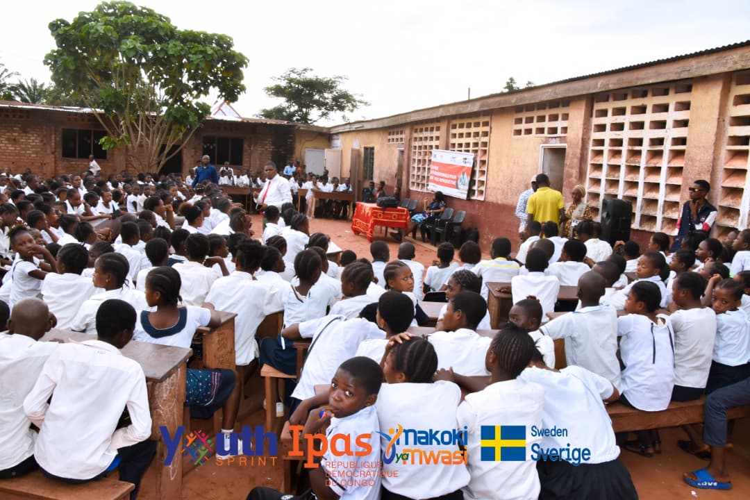 YOUTH SPRINT tweet media