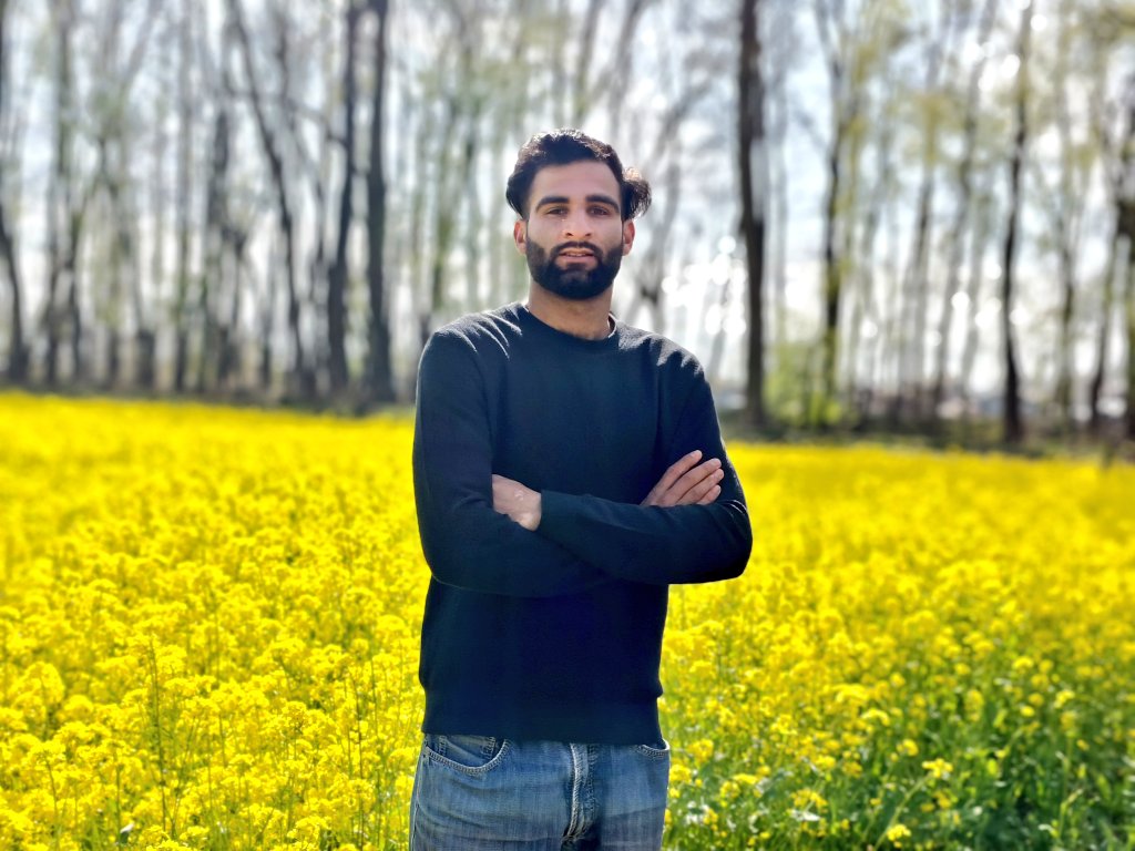 KuchayShahi's tweet photo. Spring vibes only. 🌞🌷 https://t.co/IBiNCm2Epo
