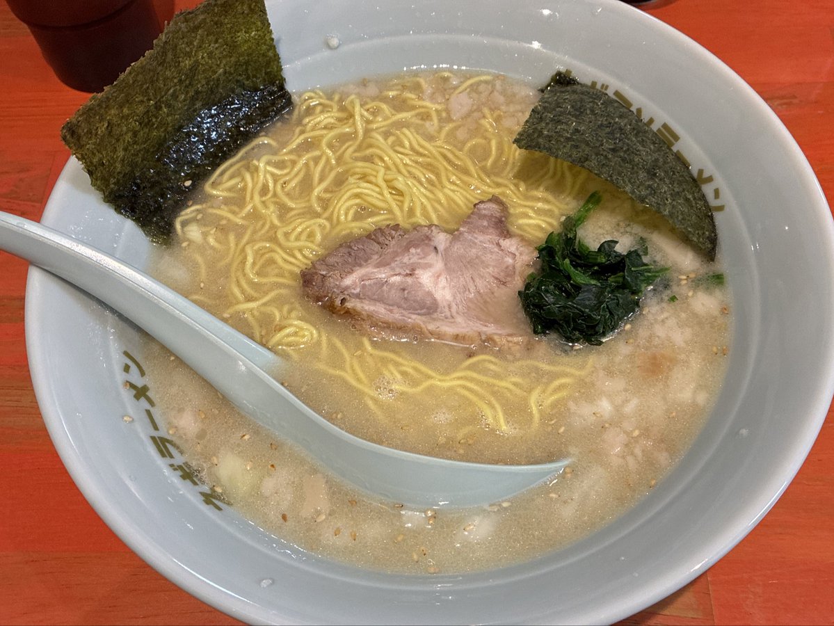 INO 🐤🍨 tweet media