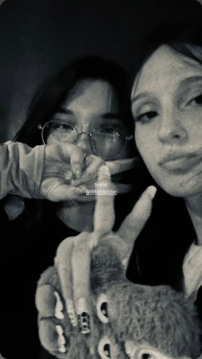 𝗯𝗶𝗰 𝗮𝗿𝗰𝗵𝗶𝘃𝗲𝘀 tweet media