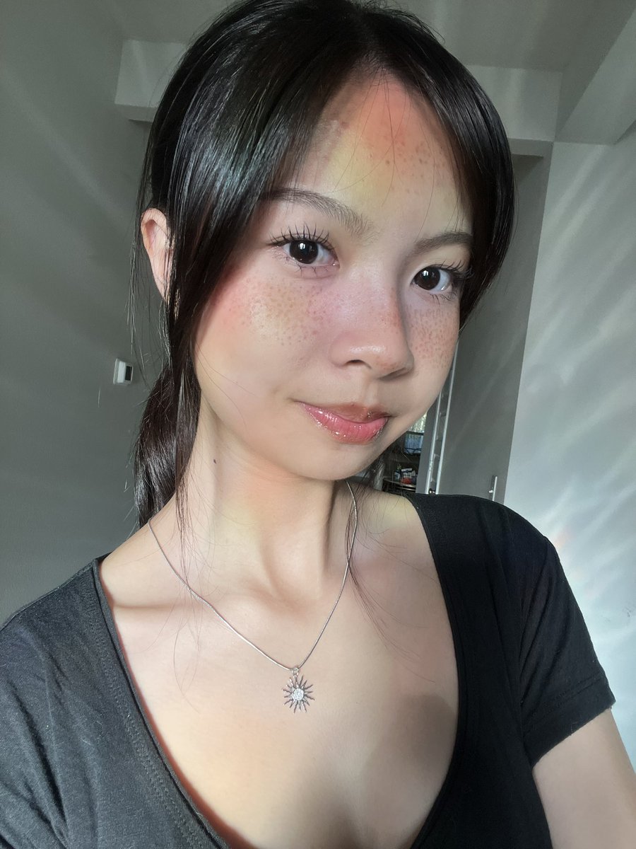 naomi .•+ tweet media