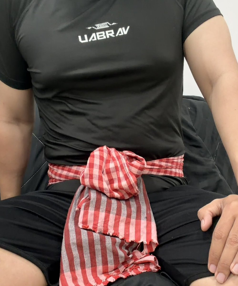 พ่อหนุ่มไทบ้าน tweet media