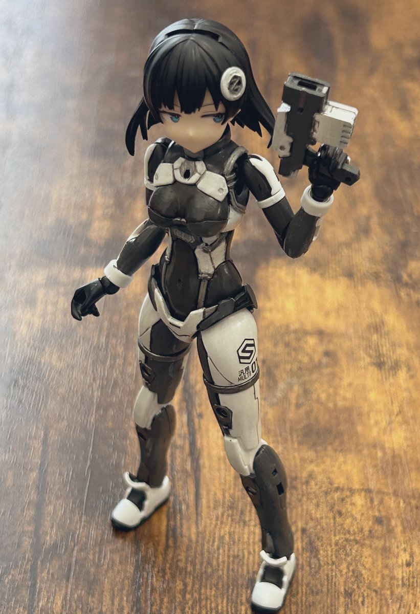 士蔵（しぐら） tweet media