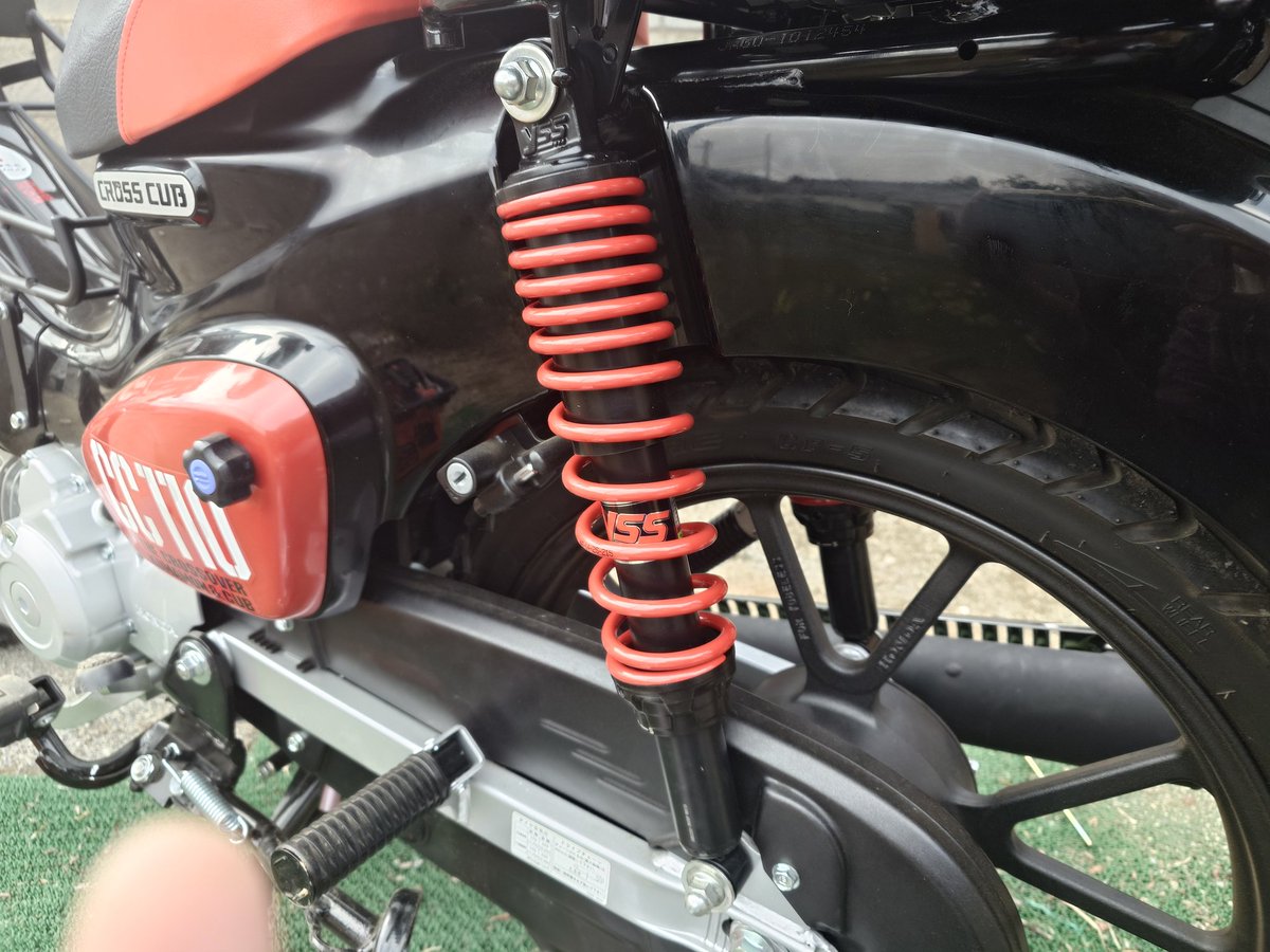 sasara_housara's tweet image. アブソーバーを交換した
#クロスカブ
#取り付け簡単
#YSS