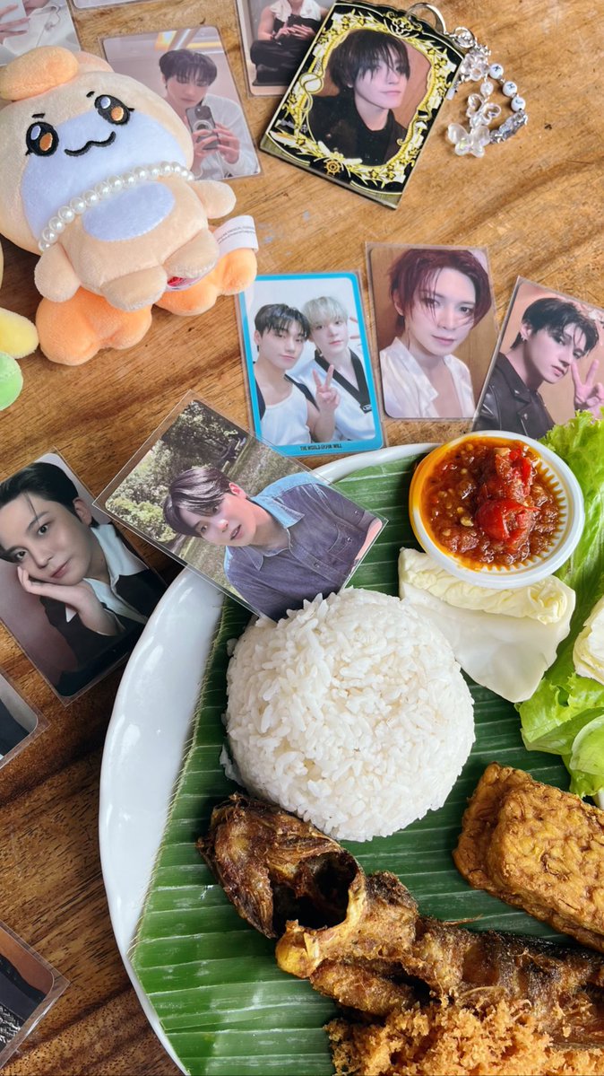 aras ᵕ̈ tweet media